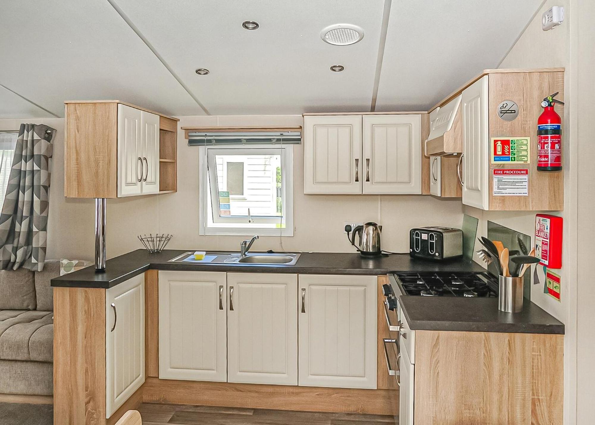 Silver Birch Caravan Park Talacre 외부 사진
