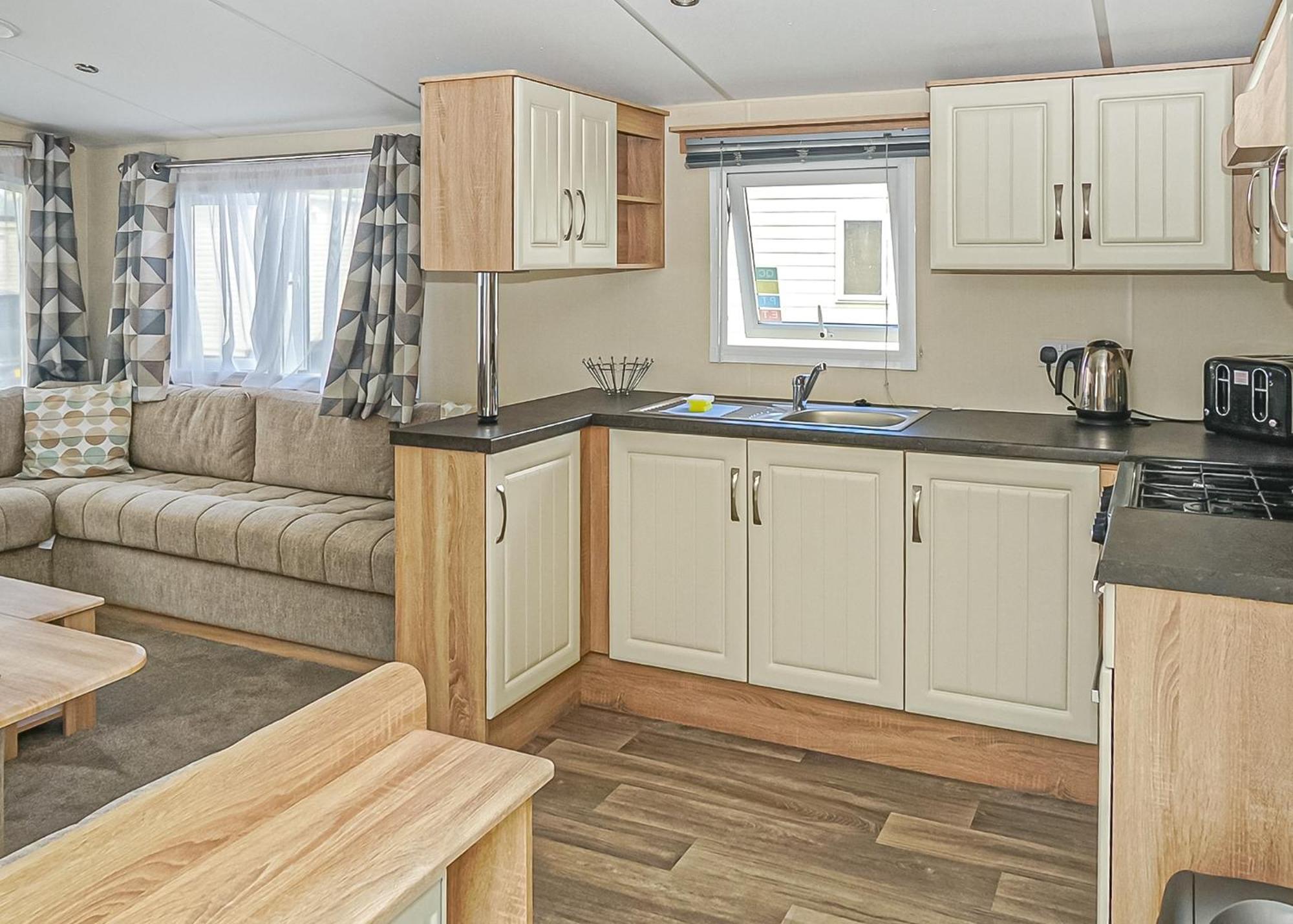 Silver Birch Caravan Park Talacre 외부 사진